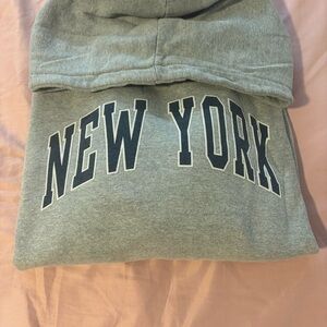 Brandy Melville Gray New York Sweater